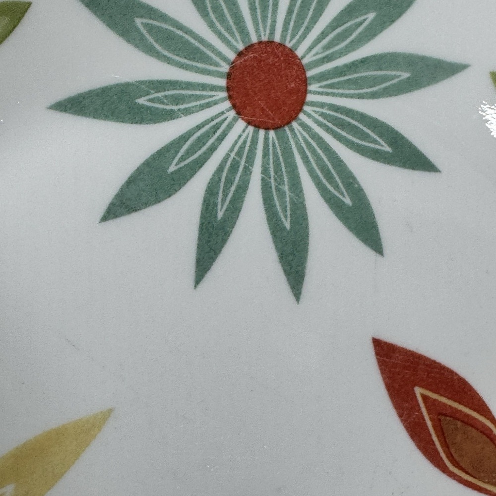 Corelle Happy Days Floral Dinner Plates Set of 4 White USA Vitrelle glass - Picture 4 of 7